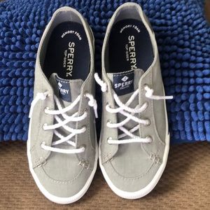 NWOT Sperry Grey Memory Foam Top-Sider Shoes 5